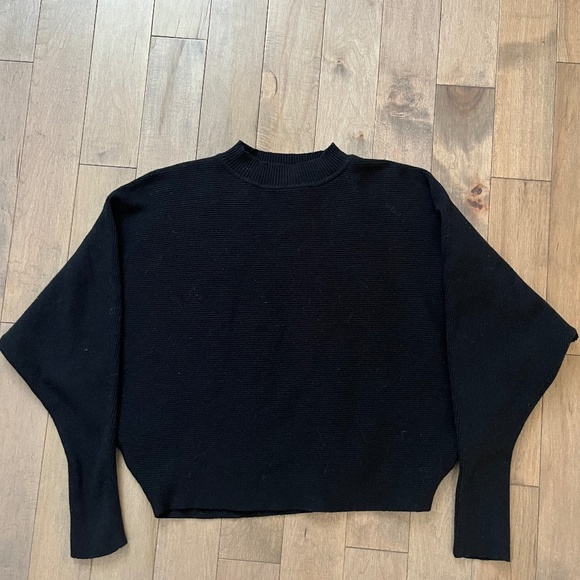 Cute dressy black sweater - Picture 1 of 4